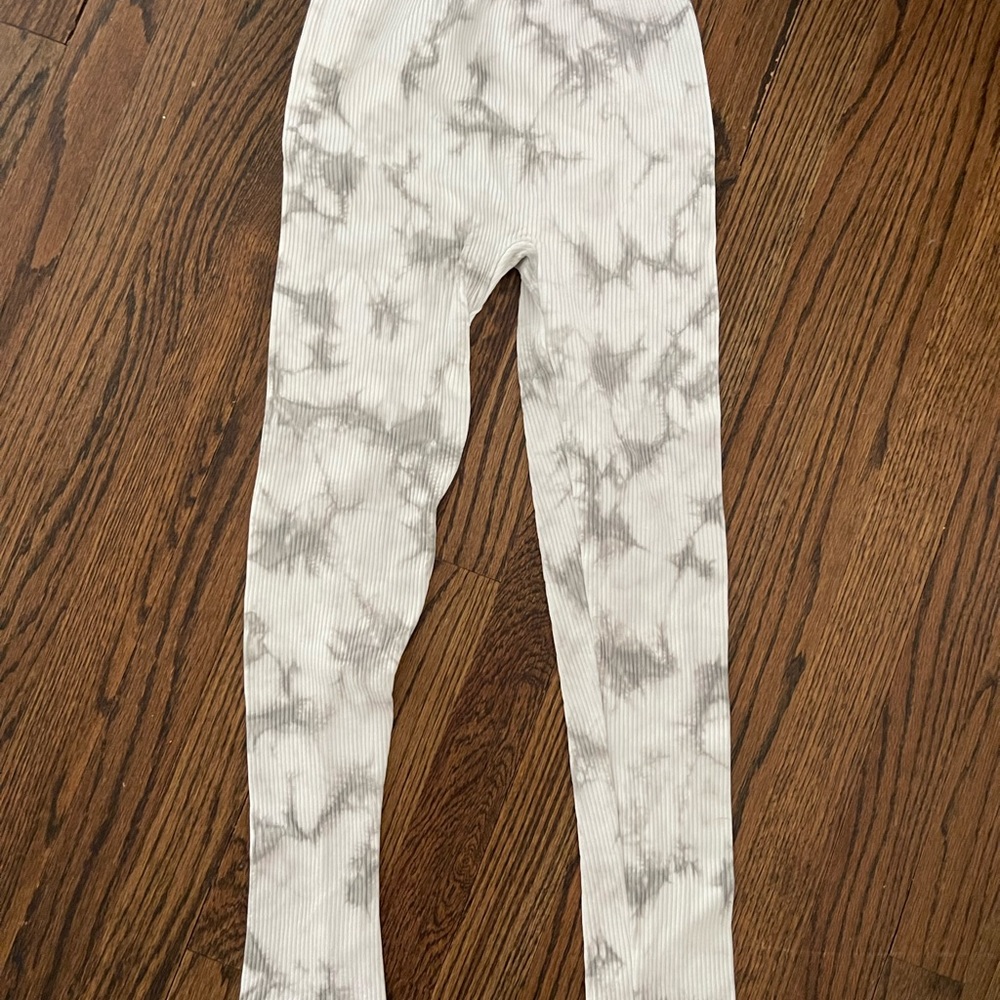 Zara Ribbed leggings - Picture 2 of 4